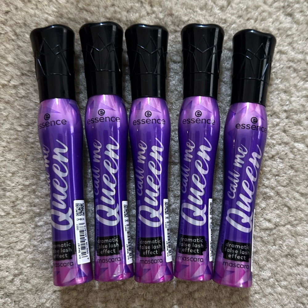 NEW Essence Call Me Queen Mascara Bundle